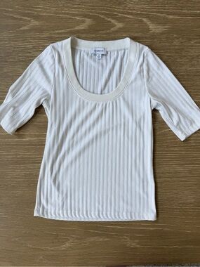 Evereve Cream Ribbed Scoop Neck Short Sleeve Top